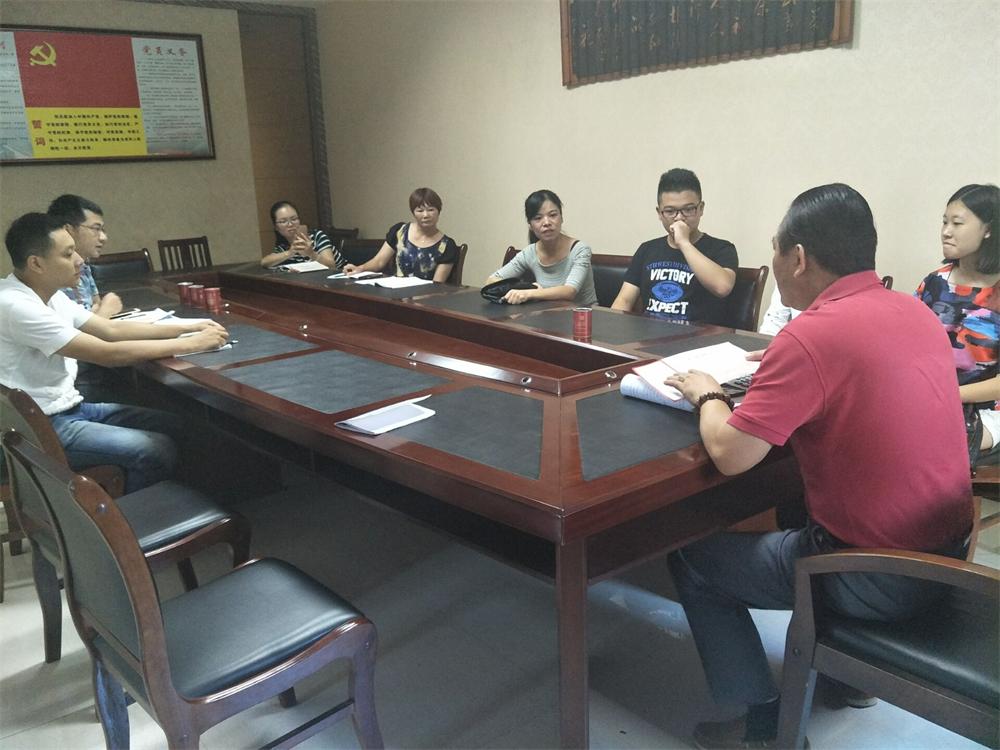 福建易順建筑工程有限公司2017年第一屆：“金秋助學(xué)，學(xué)子圓夢，誠信你我，感恩社會”