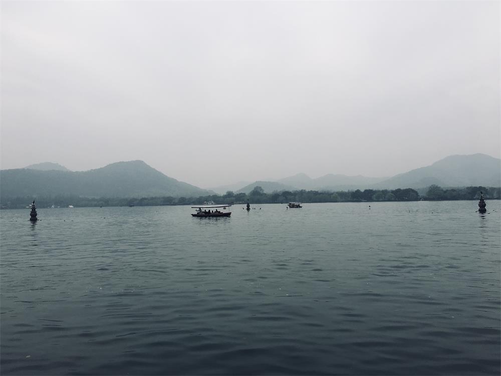 三·八婦女節(jié)公司組織杭州、烏鎮(zhèn)三日游